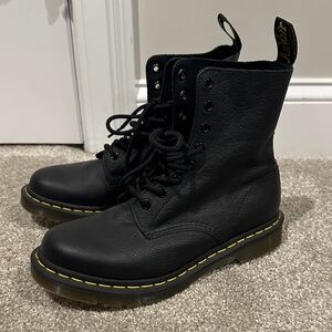 Doc Marten 1460 Pascal Virginia Leather Lace Up Boots Sz8